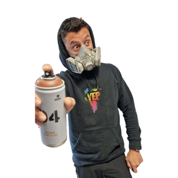 simon bombe peinture a la main